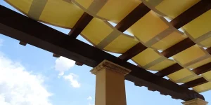 peut installer pergola bioclimatique fixation sol